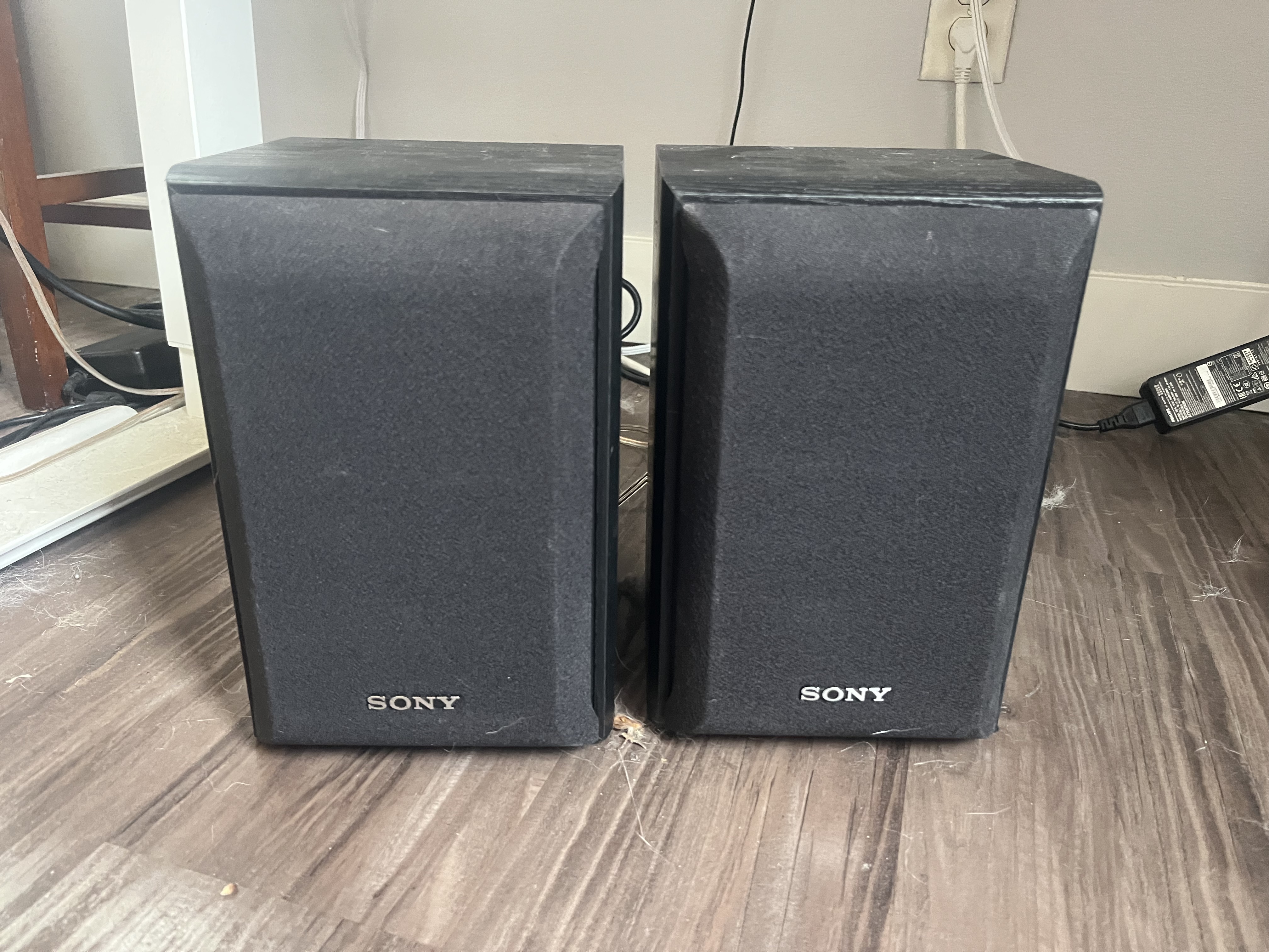 images/speaker-closed.jpeg