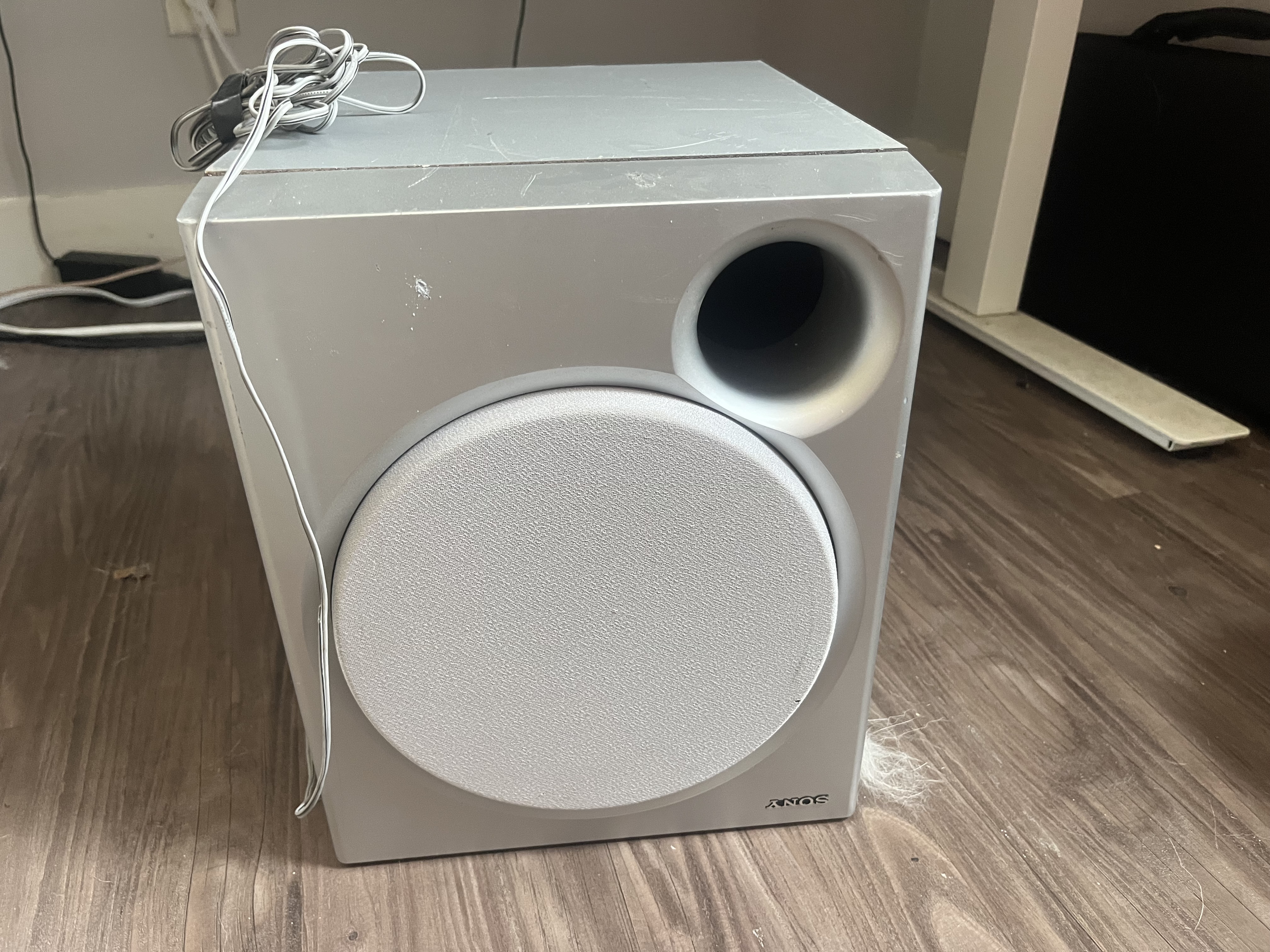 images/speaker-closed.jpeg
